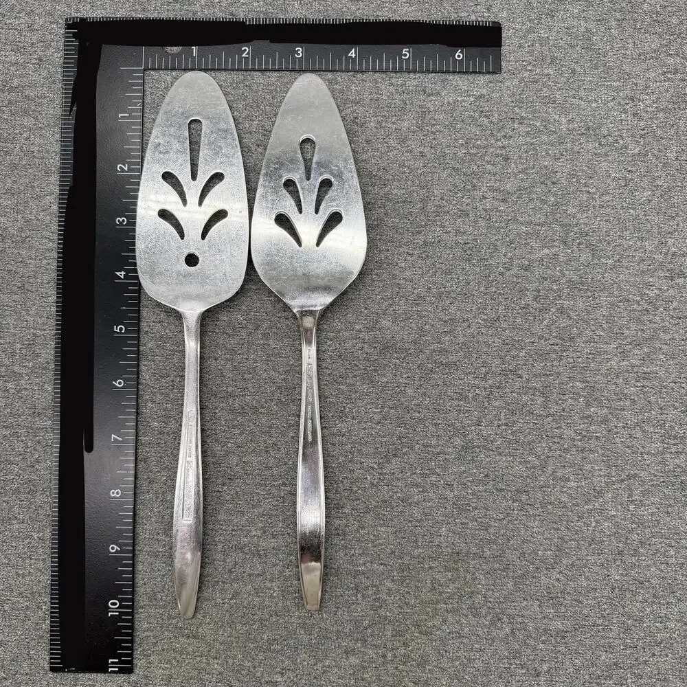VTG Lovely Florentine Rose Japan Mary Jane Ekco Korea Pie Cake Pastry Servers